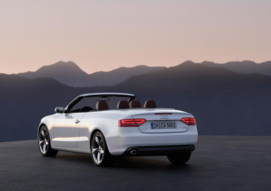  Audi A5 Cabriolet 3.0 TDI 2009 года  (фото 58 из 72)